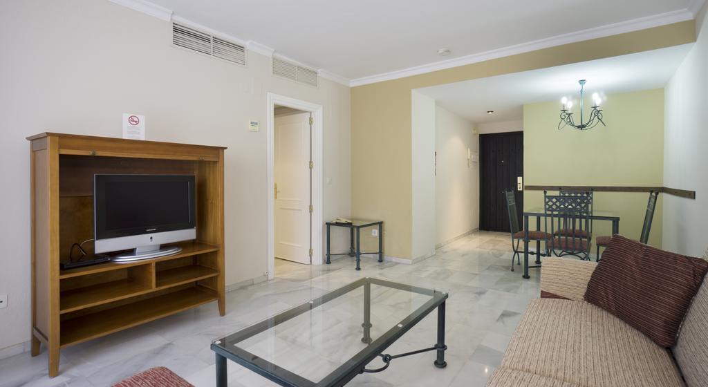 Club Jardines Del Puerto Διαμέρισμα Μαρμπέλλα Εξωτερικό φωτογραφία