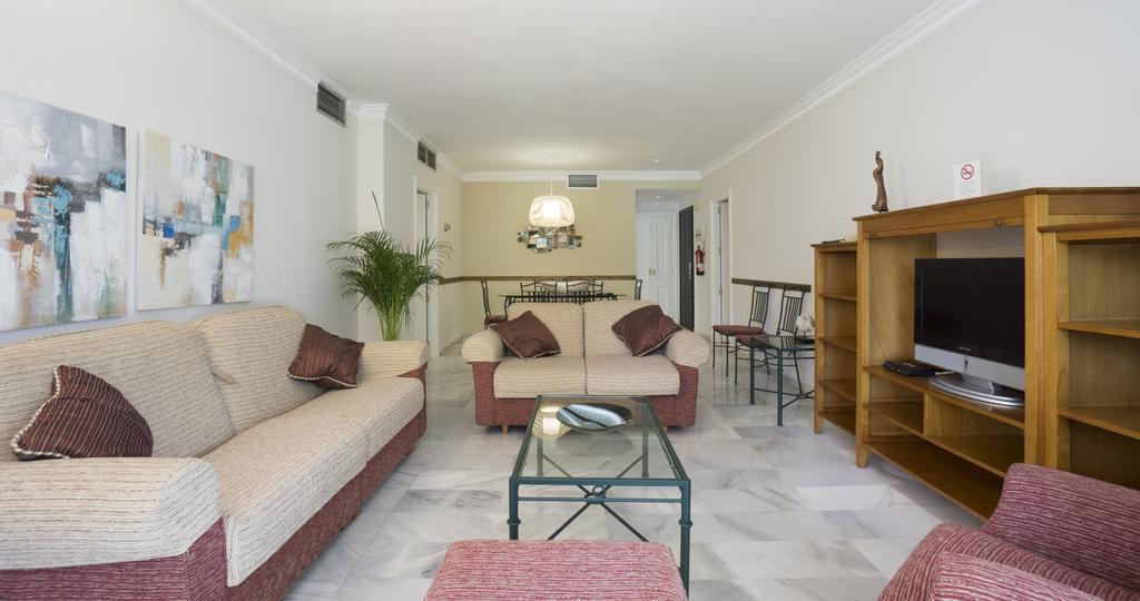 Club Jardines Del Puerto Διαμέρισμα Μαρμπέλλα Εξωτερικό φωτογραφία