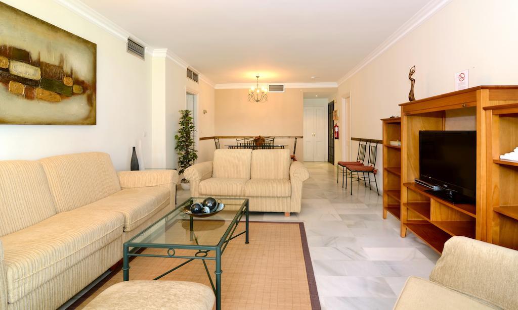 Club Jardines Del Puerto Διαμέρισμα Μαρμπέλλα Εξωτερικό φωτογραφία
